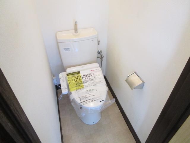 【トイレ】　WC温水洗浄便座新規設置いたしました